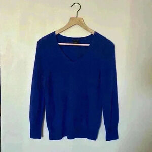 Perfect condition 100% cashmere sweater